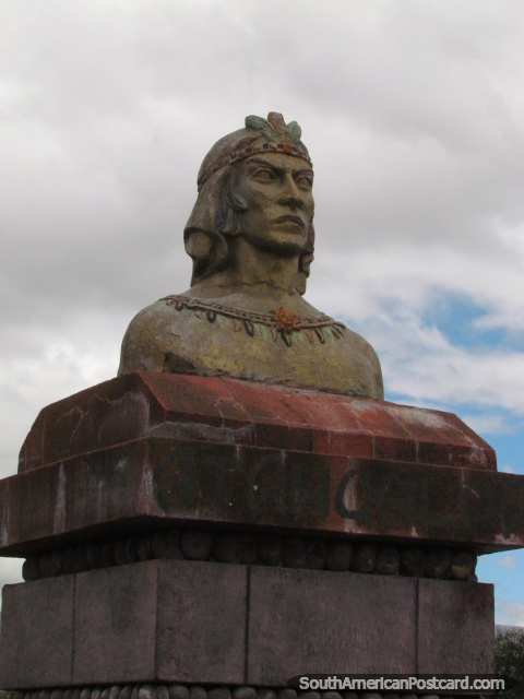 Monument of Atahualpa (1497-1533) in Latacunga, the last emperor of the Incan Empire. (480x640px). Ecuador, South America.