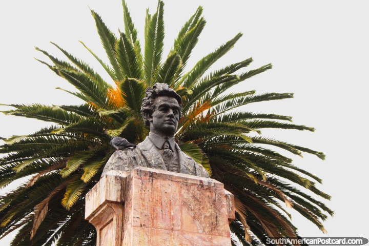 Pedro Fermin Cevallos (1812-1893), historian born in Ambato, bust at Plaza 10 de Agosto. (720x480px). Ecuador, South America.