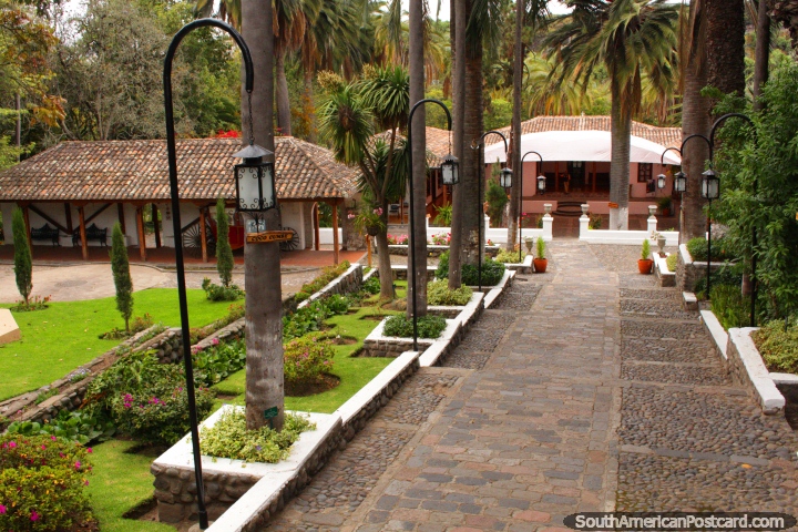 A casa de Juan Leon Mera em jardins botnicos de Ambato, um de 3 Juans famosos. (720x480px). Equador, Amrica do Sul.