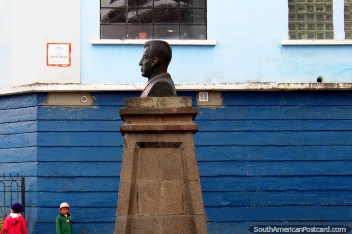 Luis Aurelio Gonzalez, bust in Guaranda, has a school named after him. (720x480px). Ecuador, South America.