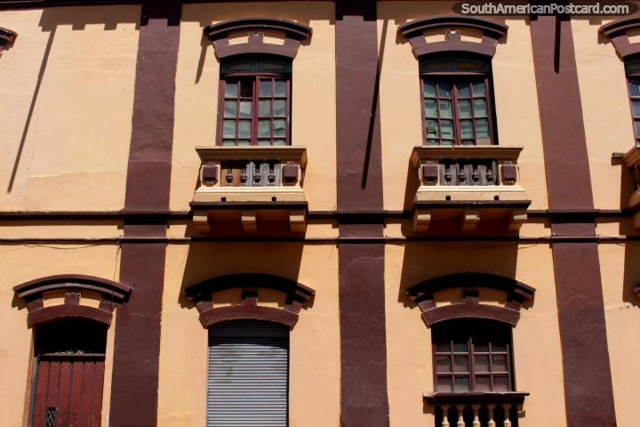 A facade with interesting shapes and shadows in Riobamba. (720x480px). Ecuador, South America.
