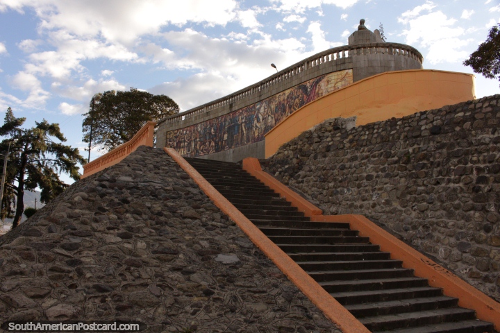 The staircase up to the park - Parque 21 de Abril in Riobamba. (720x480px). Ecuador, South America.