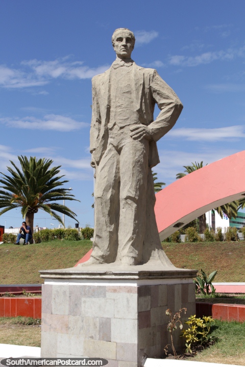 President Jose Joaquin de Olmedo (1780-1847), statue at Parque Guayaquil in Riobamba. (480x720px). Ecuador, South America.