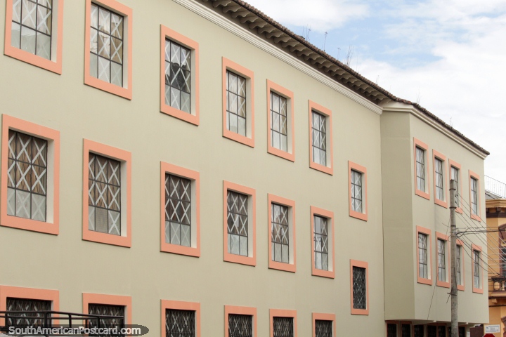 La Casa de las Marianitas en Riobamba, un grupo religioso fundado por Mercedes de Jess Molina. (720x480px). Ecuador, Sudamerica.