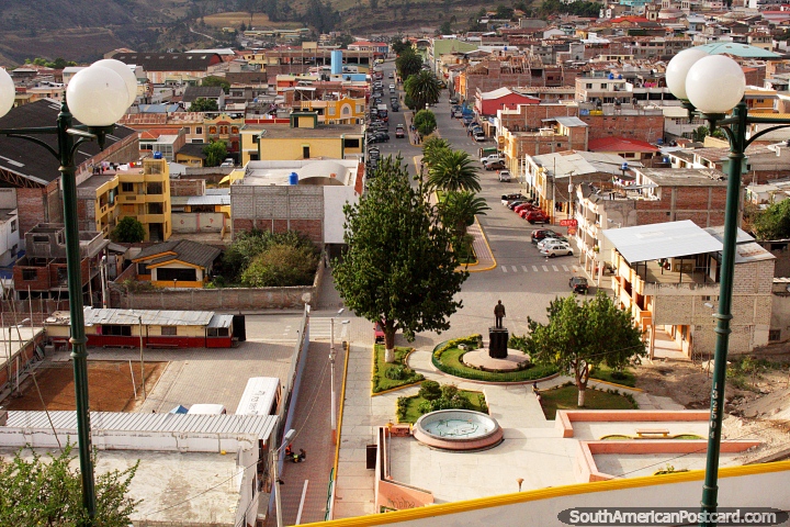 The main street in Alausi and the park - Parque Eloy Alfaro. (720x480px). Ecuador, South America.