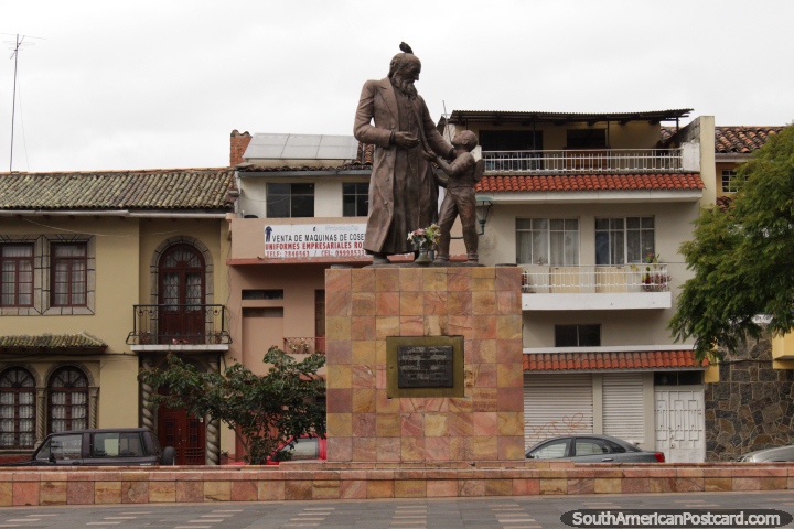 Father Carlo Crespi Croci (1891-1982), an Italian, statue in Cuenca. (720x480px). Ecuador, South America.