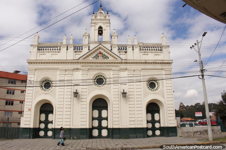 Big white church in Cuenca - Sacratisimo Corazon de Jesus. (720x480px). Ecuador, South America.