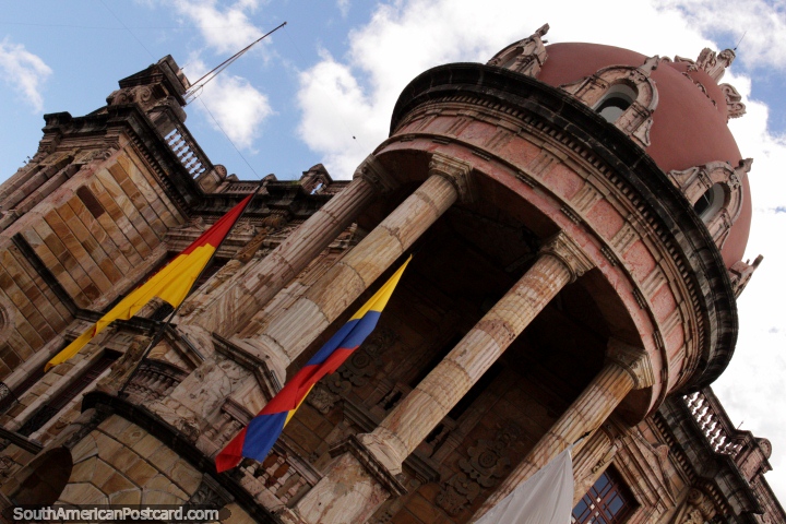City Hall and Government building with columns and dome in Cuenca. (720x480px). Ecuador, South America.
