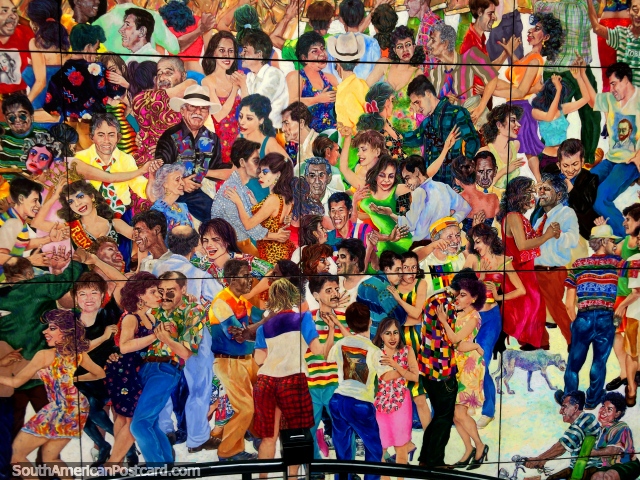 Crowd of people dancing to the Pedro Pablo Band, amazing large mural at Portoviejo shopping center. (640x480px). Ecuador, South America.