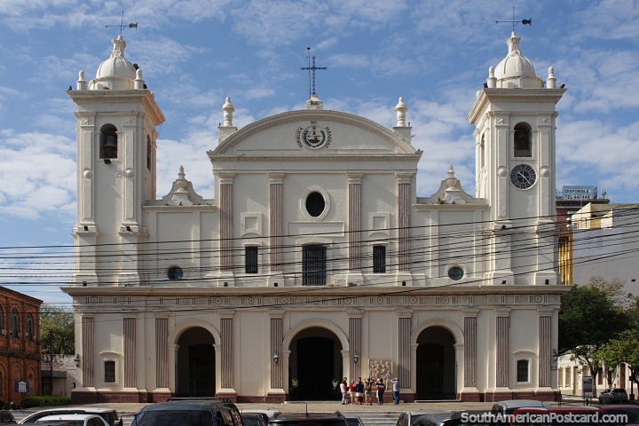 Metropolitan Cathedral of Asuncion built between 1842-1845 in Neoclassical style. (720x480px). Paraguay, South America.
