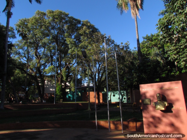 Plaza Mariscal Francisco Solano Lopez in Encarnacion. (640x480px). Paraguay, South America.