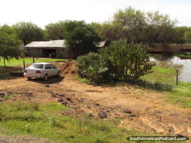 Una propiedad típica en Gran Chaco. (640x480px). Paraguay, Sudamerica.