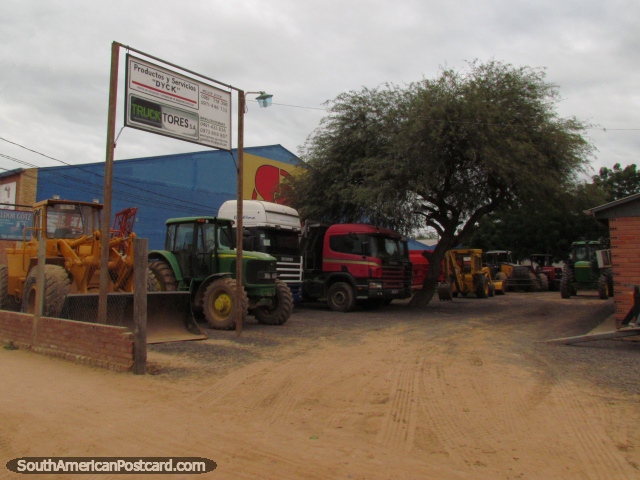 Tractors, bulldozers and trucks for sale in Filadelfia. (640x480px). Paraguay, South America.