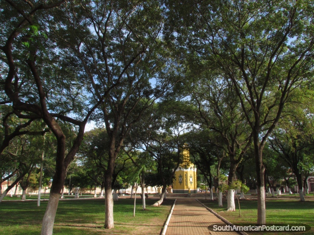Plaza de la Libertad (Liberty Square), park in Concepcion. (640x480px). Paraguay, South America.