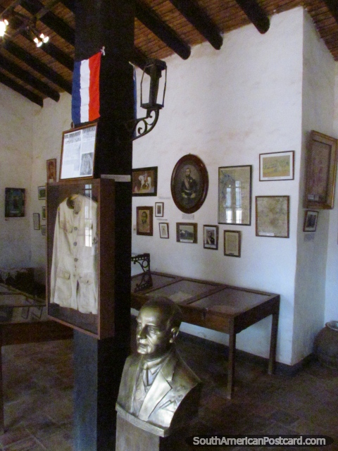 Museu Municipal do Cuartel da Villa Real em Concepcion. (480x640px). Paraguai, América do Sul.