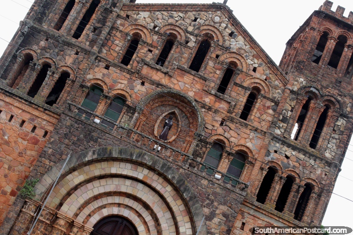 The intricate front facade of stone of Iglesia Ybaroty (1944) in Villarrica. (720x480px). Paraguay, South America.