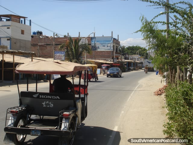 The road that leads into Mancora from the south. (640x480px). Peru, South America.