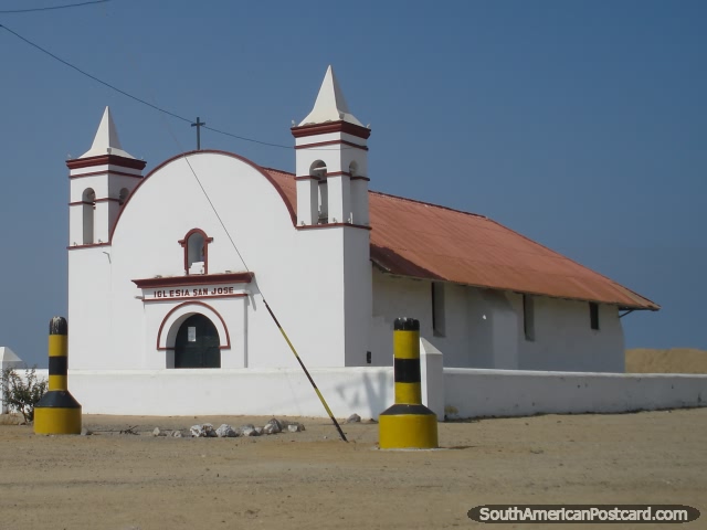 Iglesia San Jose church near to Chan Chan in Trujillo. (640x480px). Peru, South America.