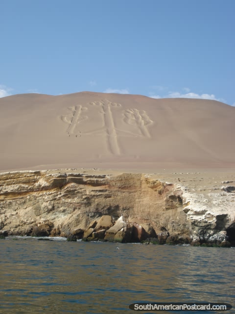 The Paracas Candelabrum, it's 150 meters tall, 40 meters wide and 1 foot deep, Pisco. (480x640px). Peru, South America.