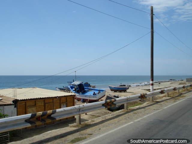 Costa y playa entre Mancora y Zorritos. (640x480px). Per, Sudamerica.