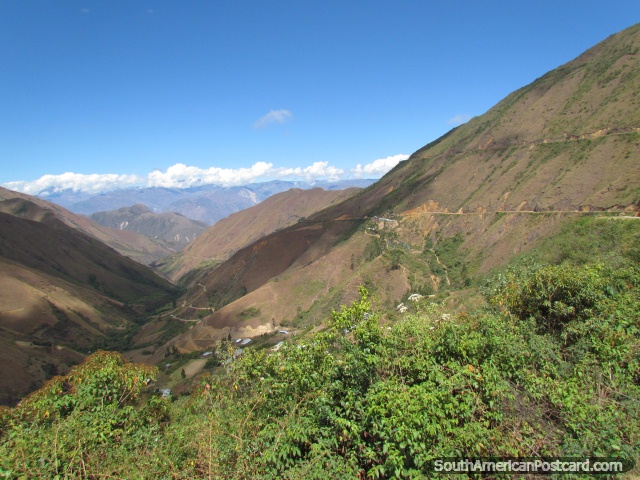 En las colinas en camino a Celendin. (640x480px). Perú, Sudamerica.
