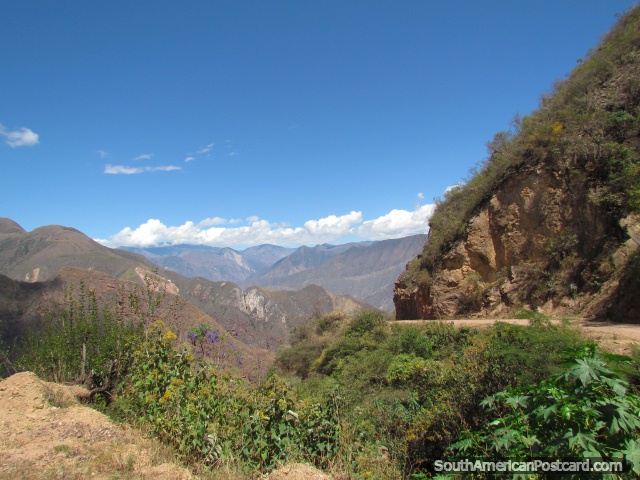 Uma viagem assombrosa nas montanhas de Leymebamba a Celendin. (640x480px). Peru, América do Sul.