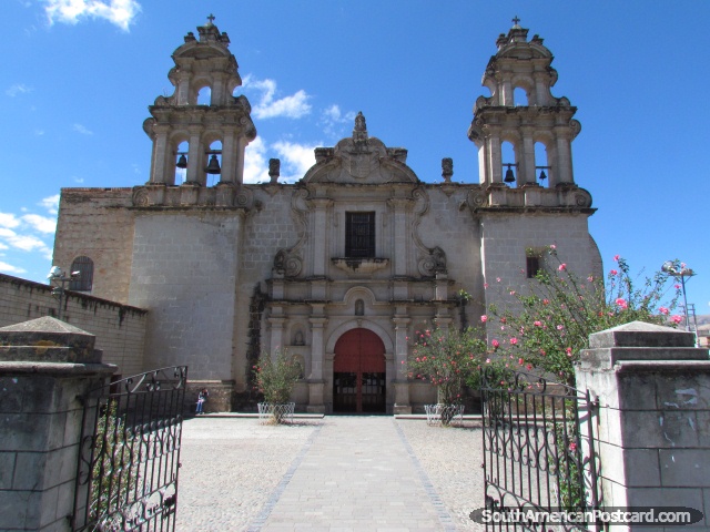 Iglesia de Recoleta, de piedra, en Cajamarca. (640x480px). Per, Sudamerica.