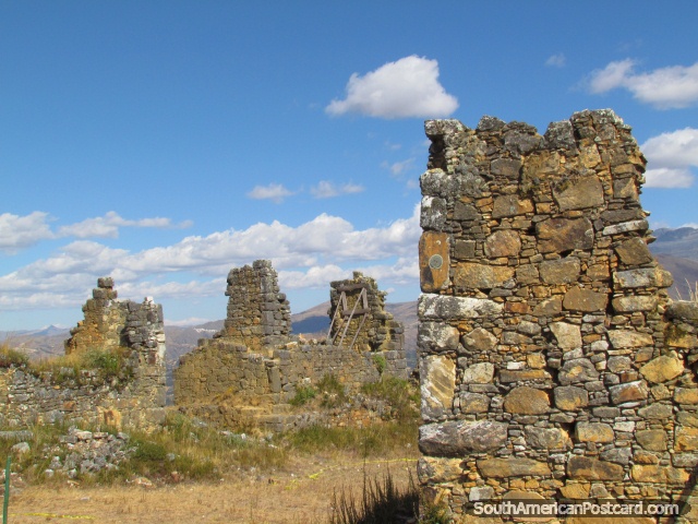 The ruins of Marcahuamachuco, 3600m above sea level, Huamachuco. (640x480px). Peru, South America.