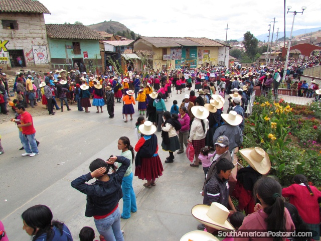 Street parade comes up from the plaza to the hills in Huamachuco. (640x480px). Peru, South America.