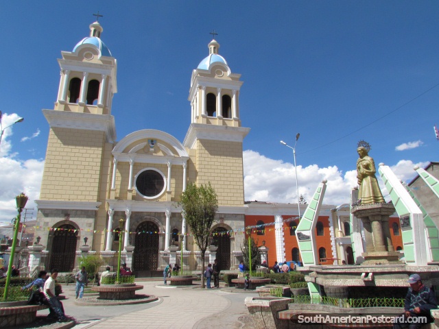 Parque Inmaculada, park, statue and church in Huancayo. (640x480px). Peru, South America.