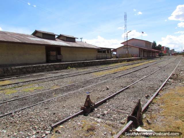 El tren rastrea en la estacin de tren de Huancayo. (640x480px). Per, Sudamerica.