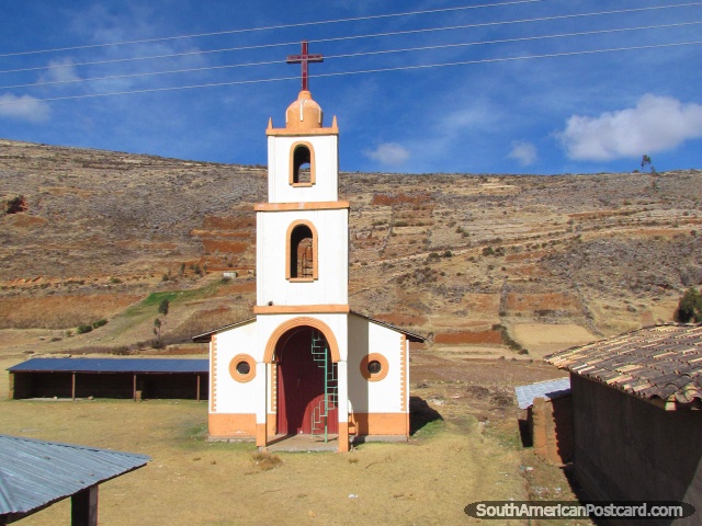 Little church with green spiral staircase up bell-tower between Huancayo and Nahuinpuquio. (640x480px). Peru, South America.