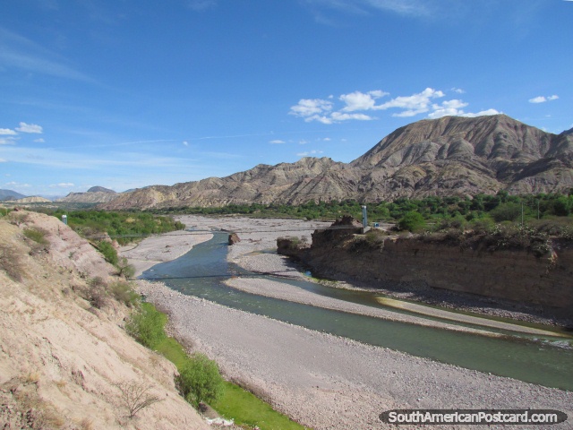 The open river basin and hills near Huanta. (640x480px). Peru, South America.