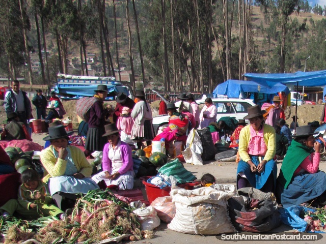 Indigenous Quechua people at Andahuaylas sunday markets. (640x480px). Peru, South America.