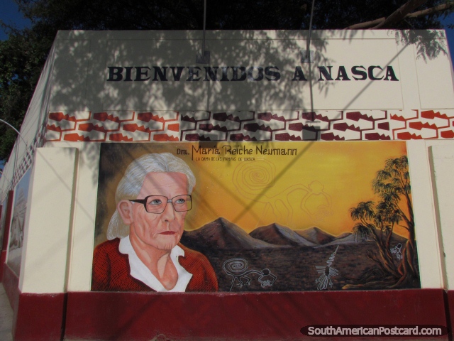 Pintura mural de Maria Reiche Neumann en Nazca. (640x480px). Perú, Sudamerica.