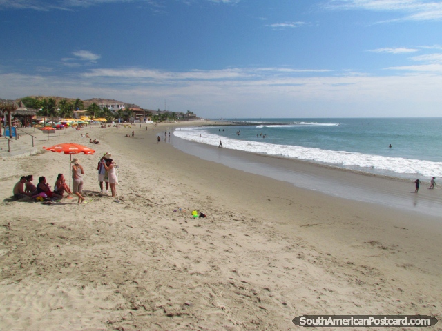 Mancora beach, looking to the southern end. (640x480px). Peru, South America.