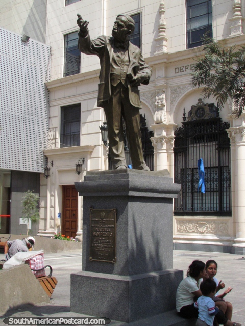 Plazuela San Pedro, statue of Victor A. Belaunde, Lima. (480x640px). Peru, South America.