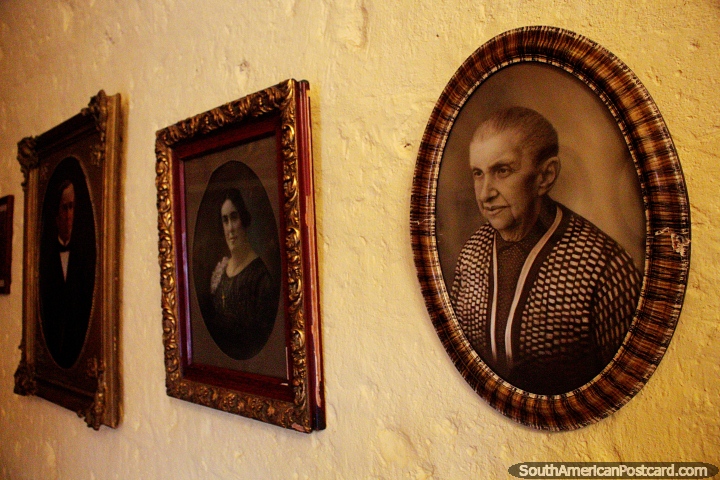 Antique photos of the family seen at the incredible mansion of the founder of Arequipa. (720x480px). Peru, South America.
