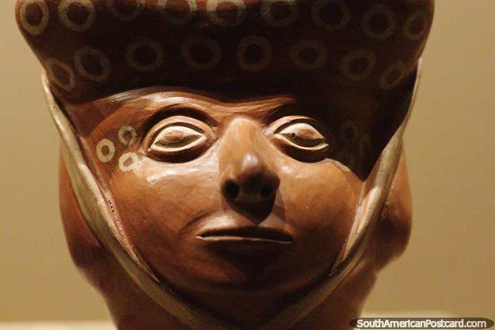El museo de Sipn tiene increbles obras de cermica de las tumbas de Sipn en Lambayeque. (720x480px). Per, Sudamerica.