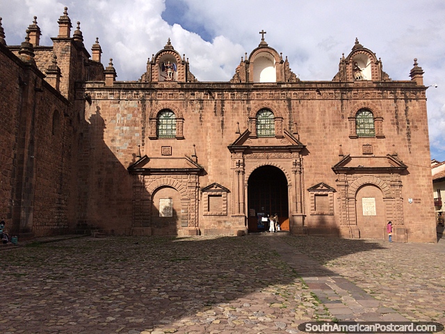 Triunfo Temple (1534) beside the cathedral in Cusco. (640x480px). Peru, South America.