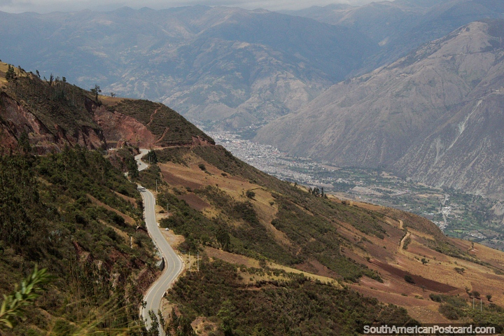 Road descending the mountains into Abancay, so close yet so far. (720x480px). Peru, South America.