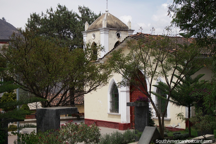 Capilla Seor de la Caida, iglesia en Abancay. (720x480px). Per, Sudamerica.