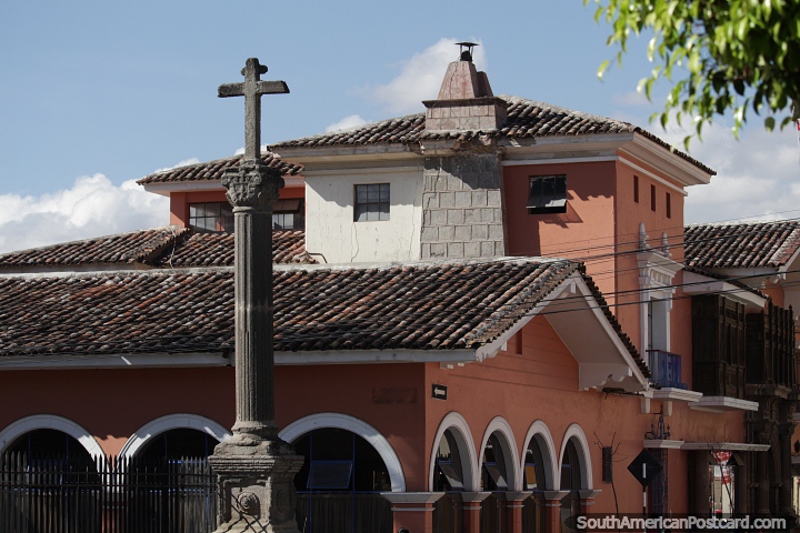 Nice buildings with arches and a cross in Ayacucho. (720x480px). Peru, South America.