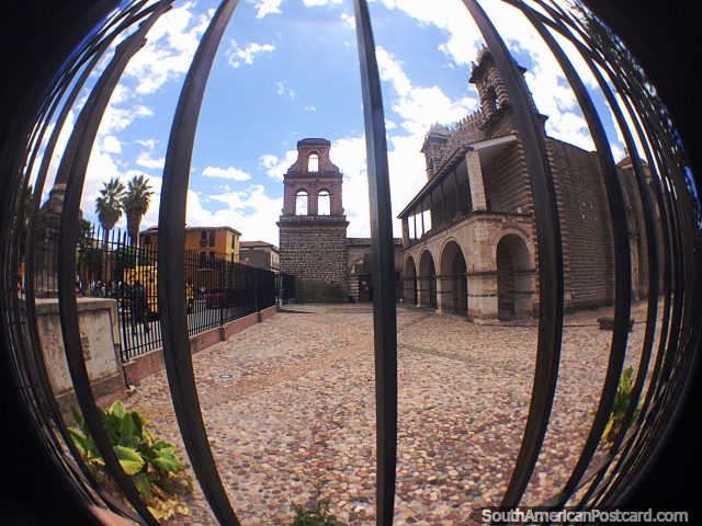 Santo Domingo Temple (1548) in Ayacucho, looking through the fence to the courtyard. (640x480px). Peru, South America.