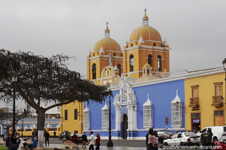 Catedral de Trujillo construída entre 1647-1666. (720x480px). Peru, América do Sul.
