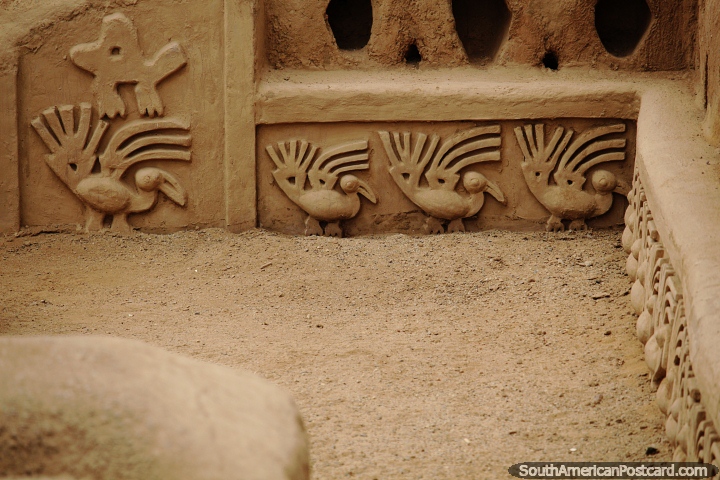 Ancient chicken or duck figures, walls with great decoration at Chan Chan, Trujillo. (720x480px). Peru, South America.