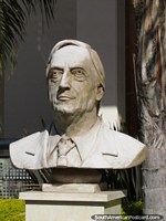 Larger version of Dr. Nestor Carlos Kirchner, friend of the people of San Juan.