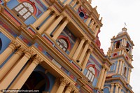 Vers�o maior do Igreja Nuestra Senora da Candelaria da Vina, construïdo desde 1873, terminou em 1908, Salta.