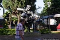 Obra Matero by Geronimo Rodriguez, iron monument of a man pouring tea in Posadas. Argentina, South America.