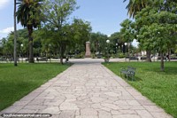 Larger version of Plaza 25 de Mayo in Resistencia, more like a park than a plaza.